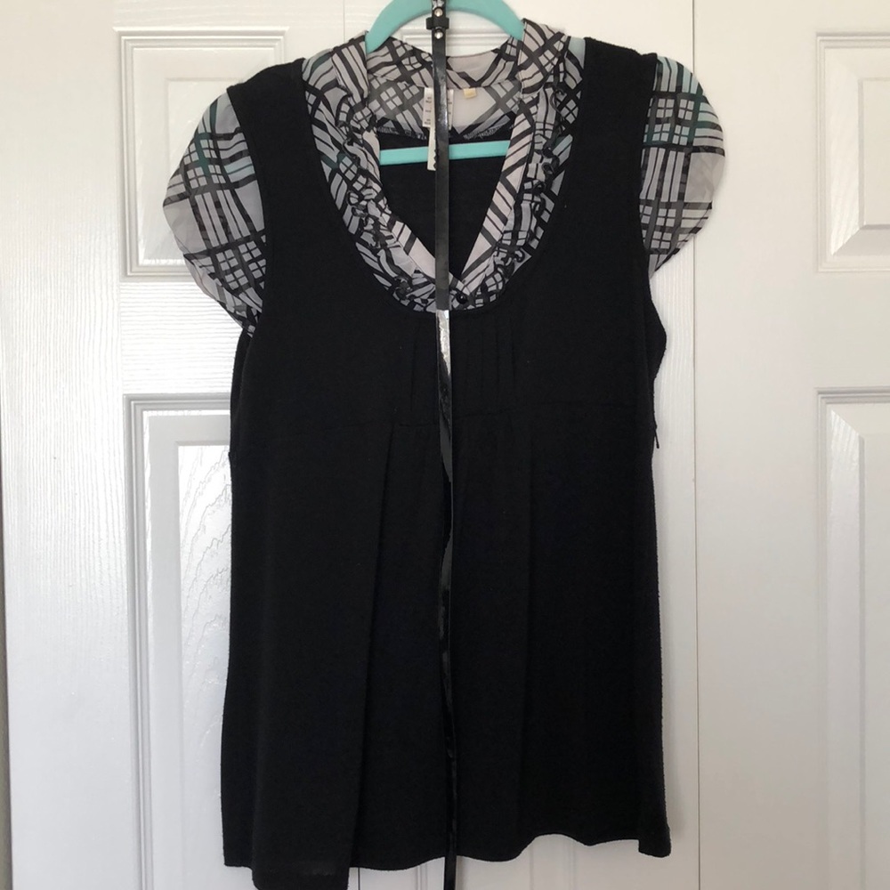 ❌SOLD❌ Business black dress top with belt